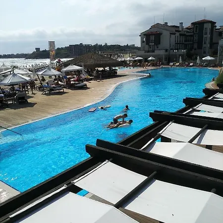 Appartement Oasis Beach Club Studio